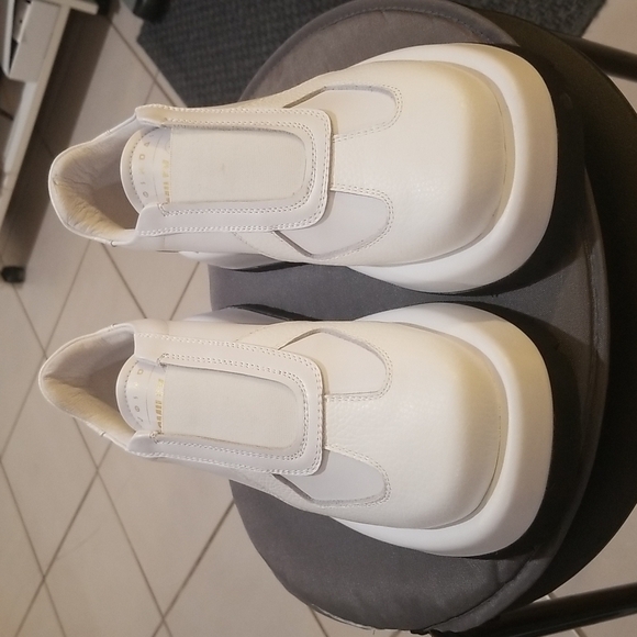 💕JOSHUA SANDERS💕 100 Leather Sneakers ~ Crochet Smile Slip On Platform 39 NWT - Picture 2 of 13